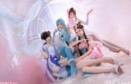 “兄弟，你在哪儿？”“我…我卡住了…”“又卡了？！”